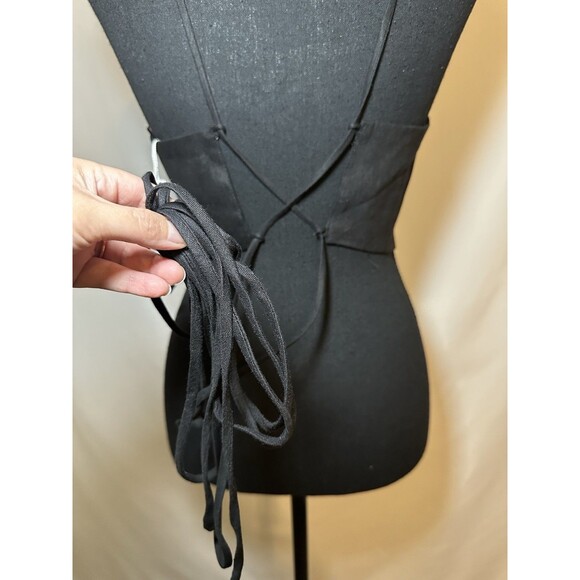 ASTR The Label Black Linen Blend Crop Halter Strappy Ties Women's LARGE NWT - Picture 7 of 11